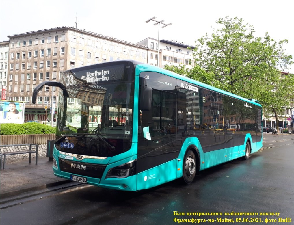 Avtobus_Nr_33_Frankfurt-na-Maine_Hbf_05.06.2021.jpg