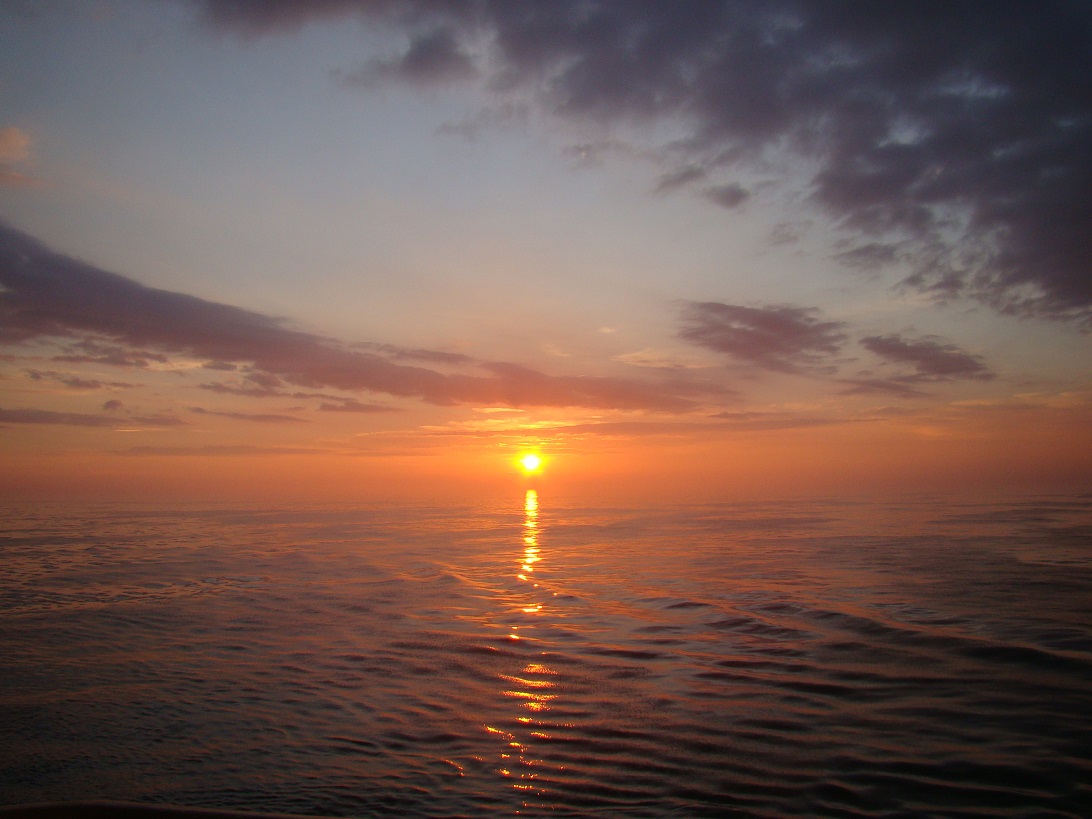 Закат в проливе Ла Манш.jpg