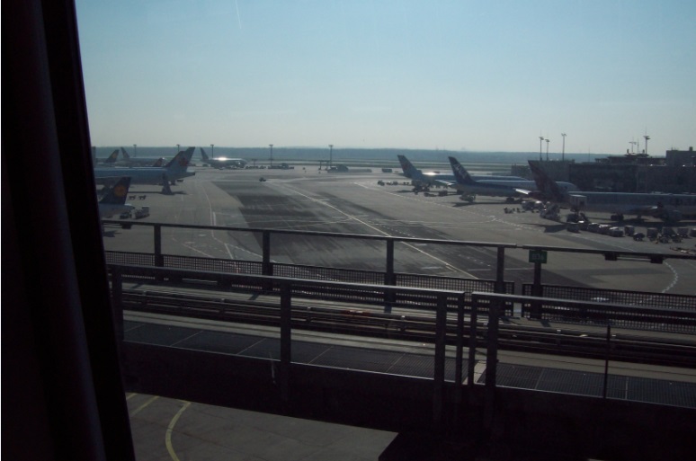 Аэропорт Франкфурта-на-Майне, утром 29 марта 2014 года