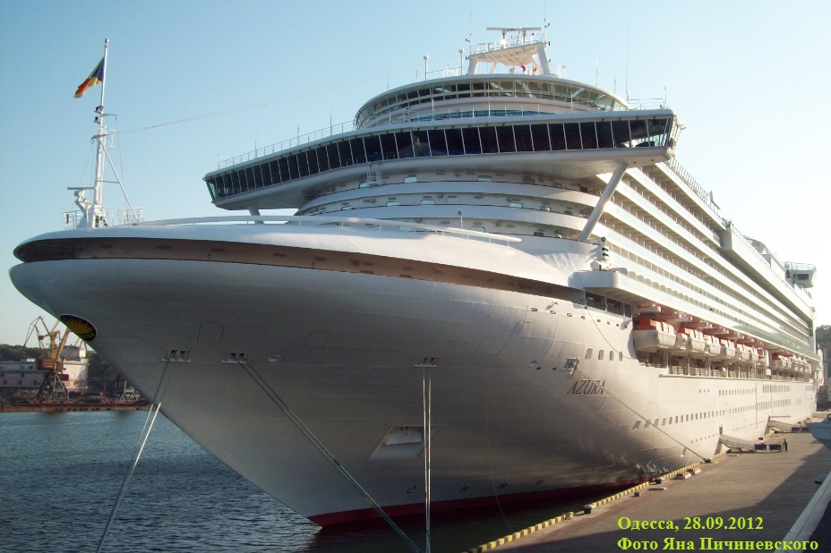 Круизный лайнер "Azura" (2010 г. постройки), компании P&O Cruises
Одесса, 28.09.2012
Ключевые слова: Круизный лайнер, MS, "Azura" (2010), Одесса, Одеса, Odessa, Odesa, 28.09.2012