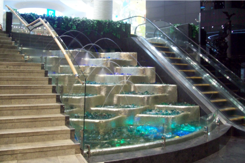 В торговом центре "Ocean Plaza", Киев, 24.10.2015

