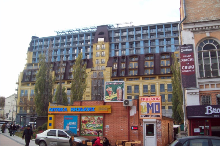 Поряд з Контрактовой площею, Київ, 26.10.2015
