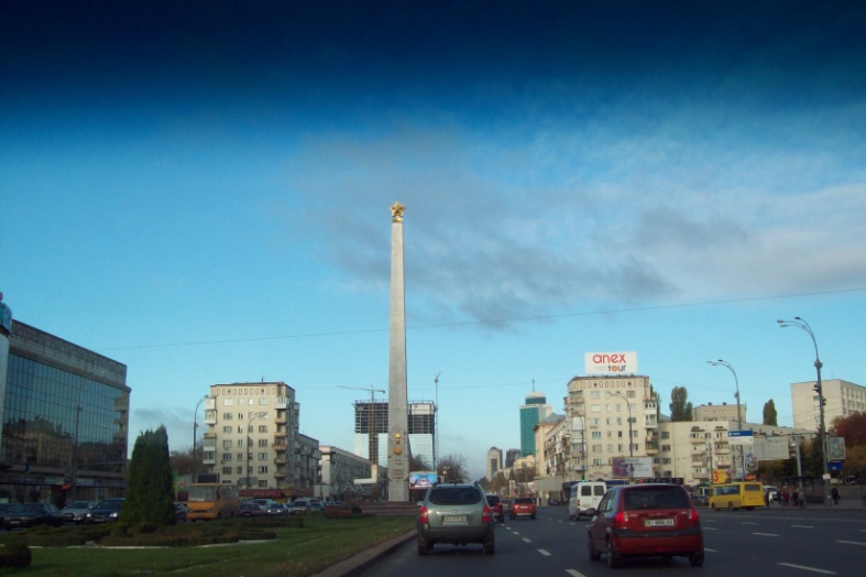 На площади Победы, Киев, 27.10.2015

