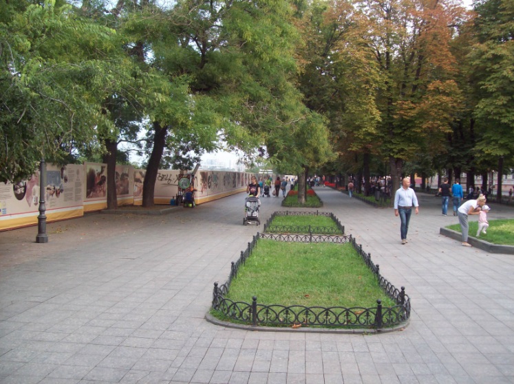 Северная часть Приморского Бульвара. Одесса, 12.09.2017

