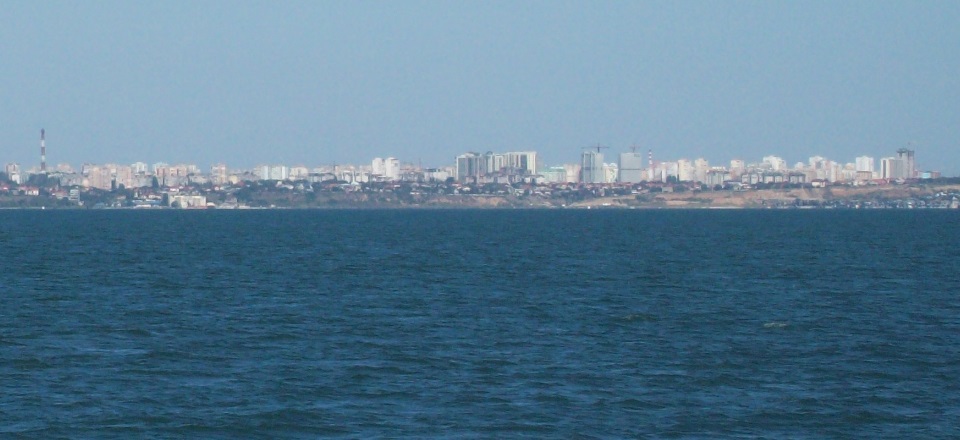 Вид на побережье и жилые районы севера Одессы
Спец. морская прогулка на катере "Валенсия". Одесса, 14.09.2017
