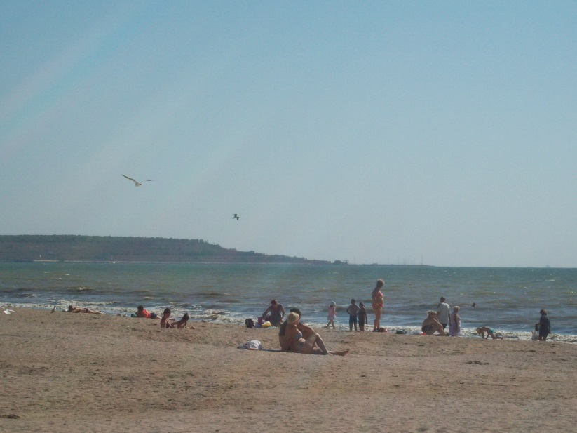 На пляжі в Лузанівці. Вид на мис Е (мис Північний Одеський)
Одеса, 16.09.2017

