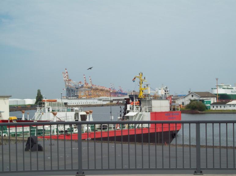 В морском порту. Бремерхафен, 25.06.2019
