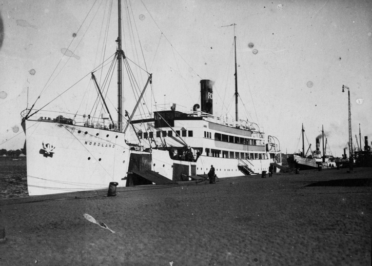 Пароход «Nordland» (будущий "Державин")
Ключевые слова: Пароход, SS, "Nordland", "Державин", 1924